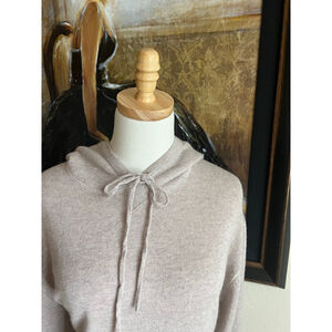 Brazeau Tricot Cashmere Hoodie Size 2/M Beige